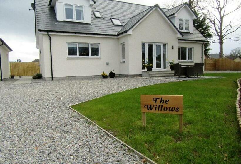 ベッドアンドブレックファースト The Willows