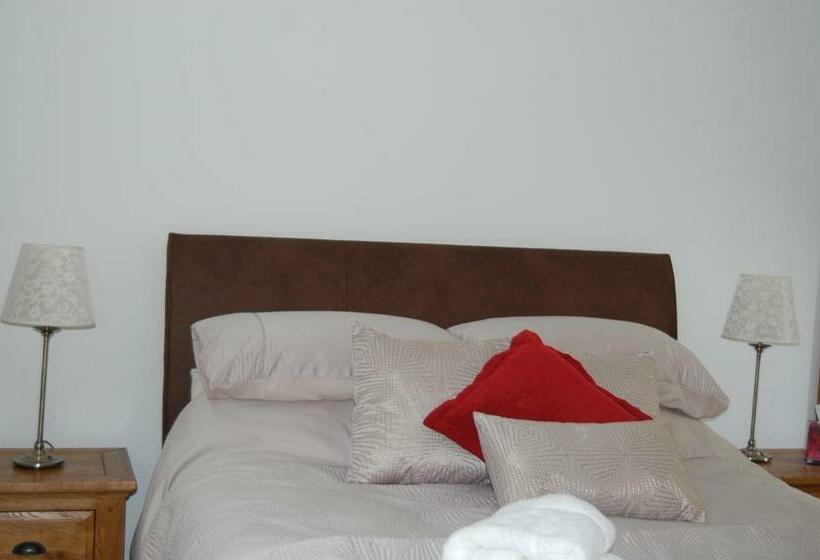 ベッドアンドブレックファースト The Willows