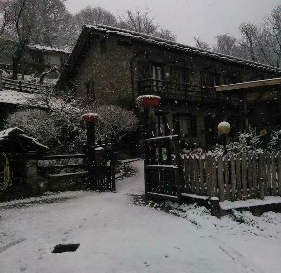 בית מלון כפרי Agriturismo Fiorendo