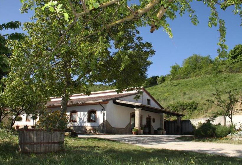 Szálloda Agriturismo Il Regio Tratturo