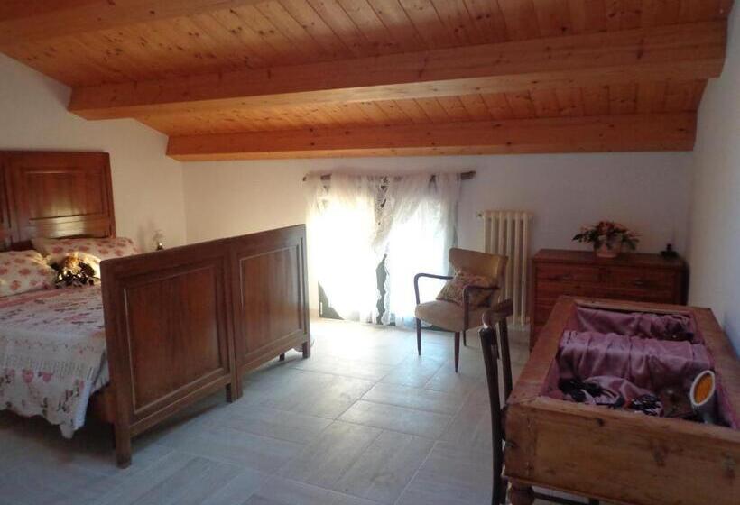 Отель Agriturismo Sorgente Di Luna