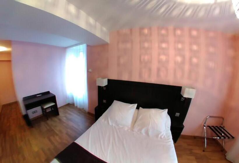 فندق Au Bon Coin