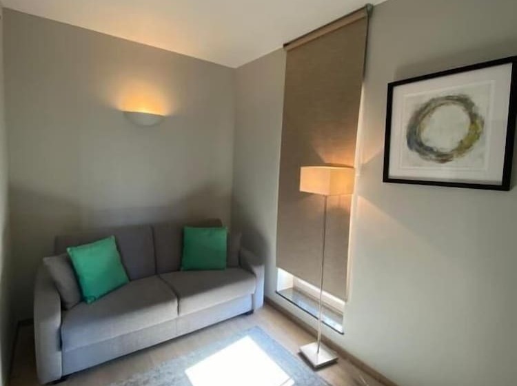 Отель Hôtel Wellness Eau De Roche Durbuy