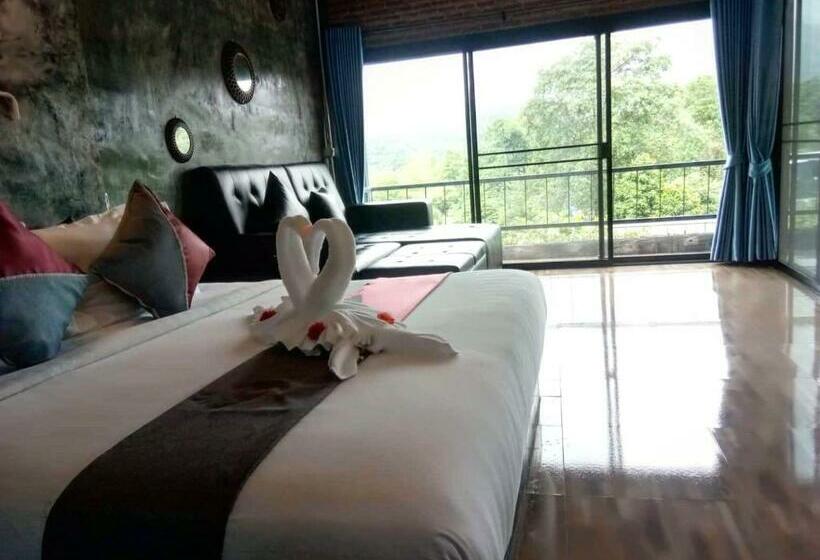 Keeree Loft Resort คีรีลอฟท์รีสอร์ท