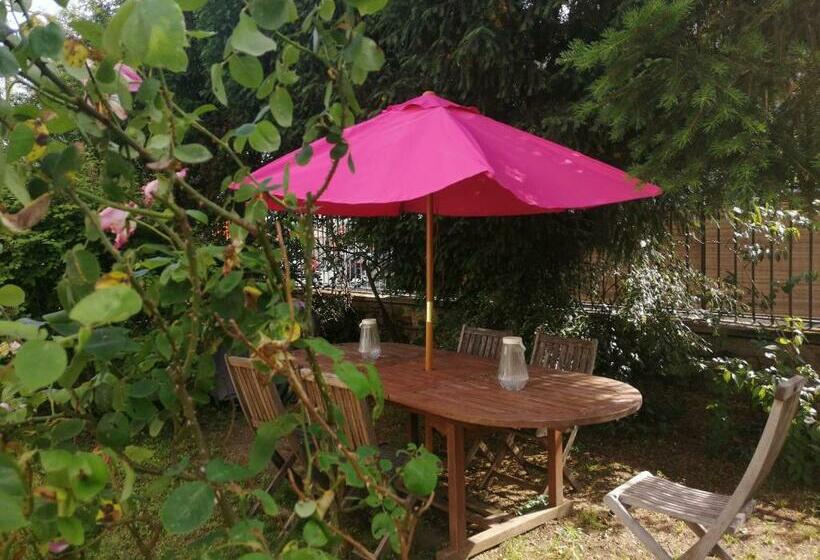 Le Vieux Puits Paris Est Paris Disney