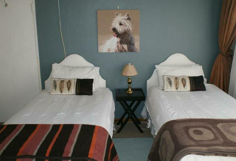 ペンション Ashtree Guesthouse