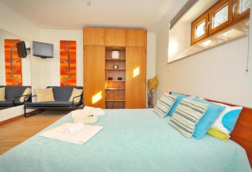 پانسیون Cosy Bedrooms Guest House