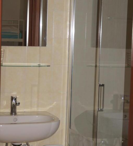 پانسیون Geoglobe Chambre D Hòtes