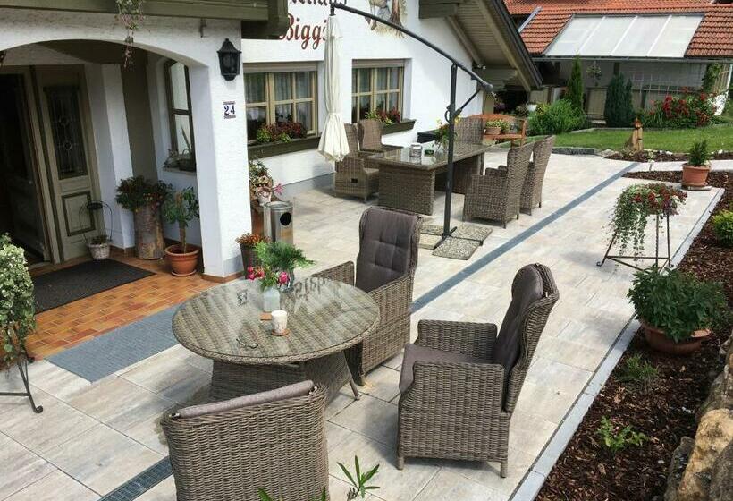 Пансион Gästehaus Biggi