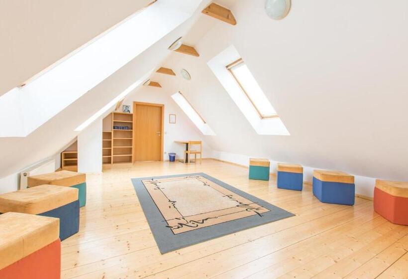 ペンション Jugendgästehaus Ulrichsberg