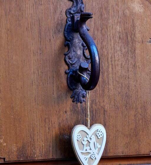 膳宿费 Historisches Gästehaus Au Faucon