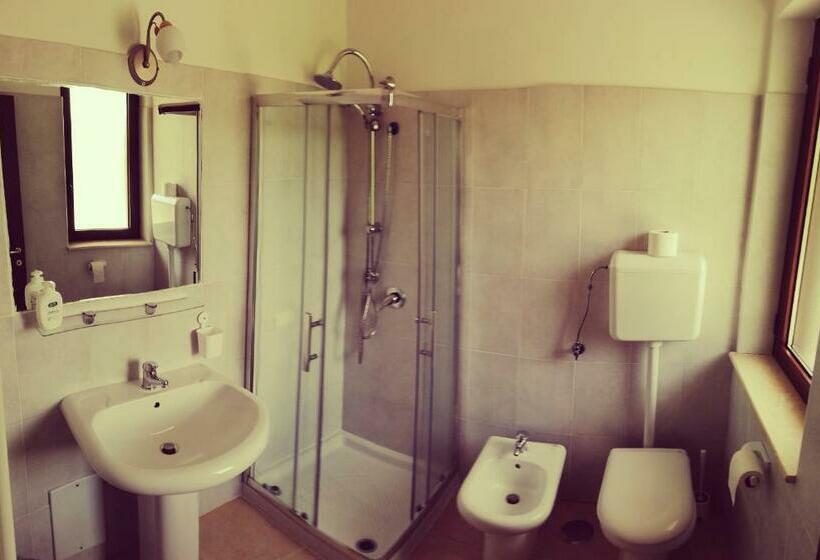 Пансион Incontro Montoro Guest House & Restaurant