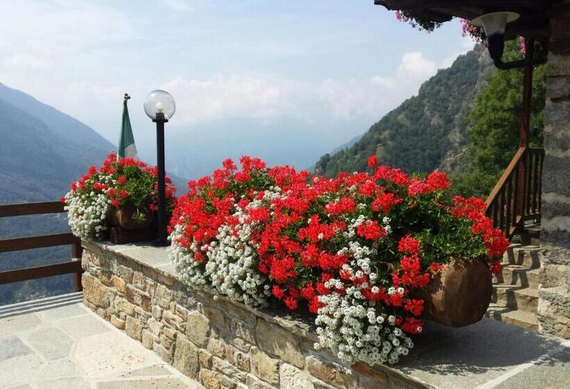 פנסיון Le Petit Coeur