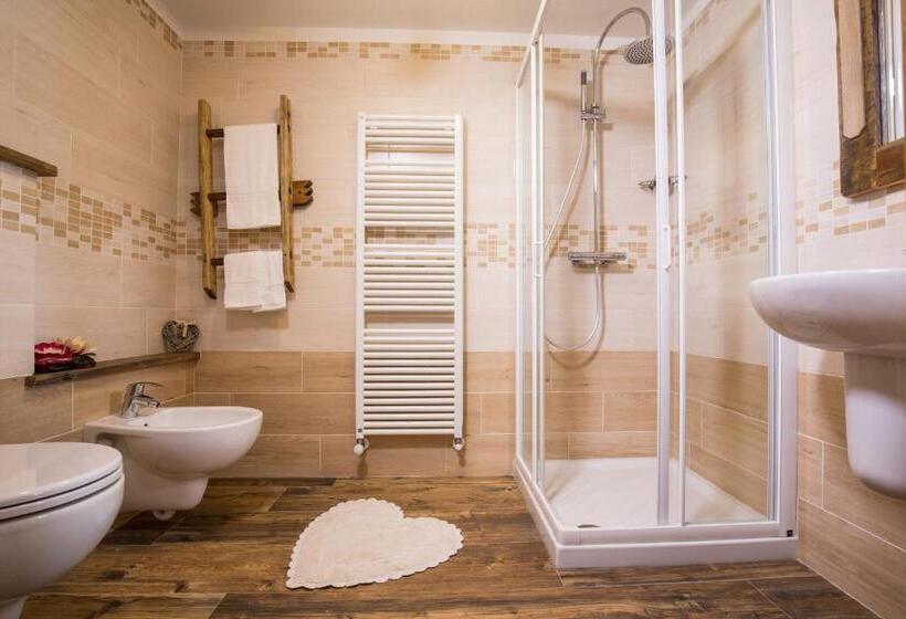 פנסיון Le Petit Coeur