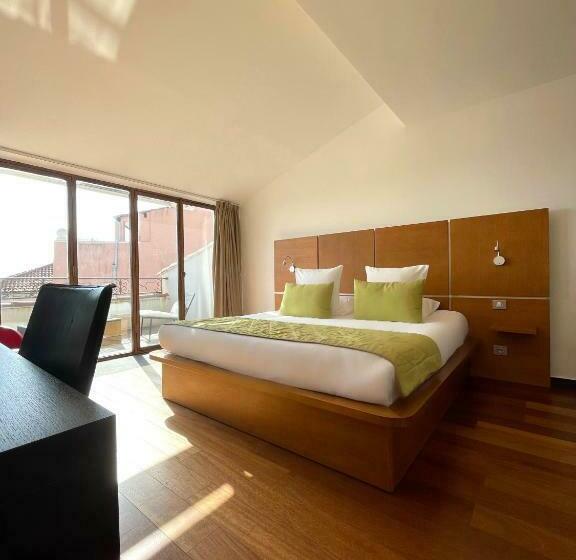 پانسیون Cassis Loc   Chambre Meublée