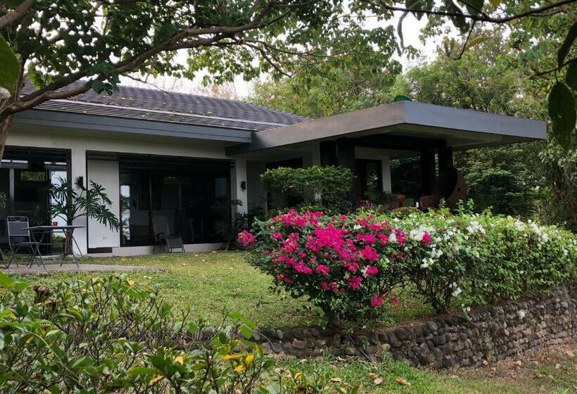 بنسيون Modern Room With Beautiful Pool