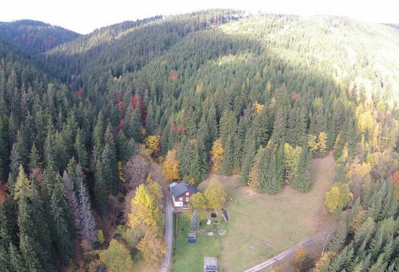 پانسیون Myslivna