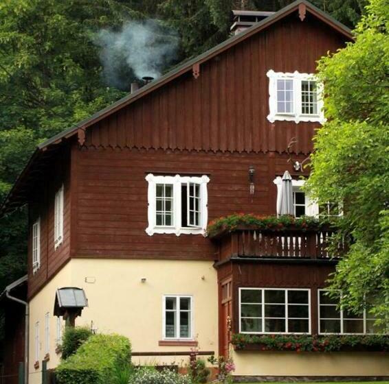 بنسيون Myslivna