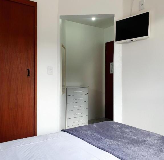 ペンション Pousada Figueira