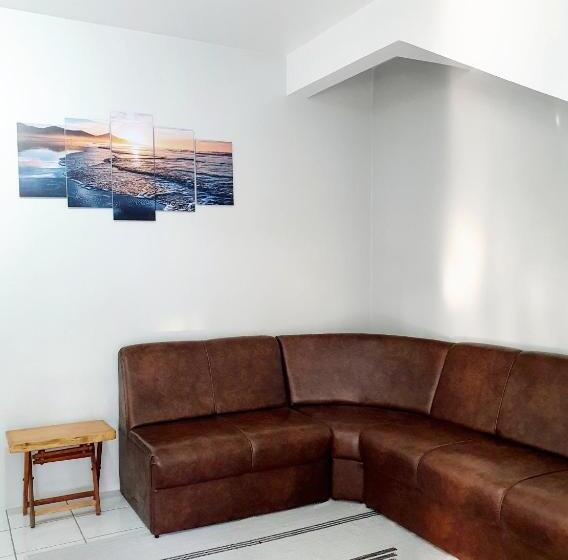 ペンション Pousada Figueira