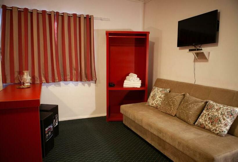 پانسیون Pousada Serra Azul