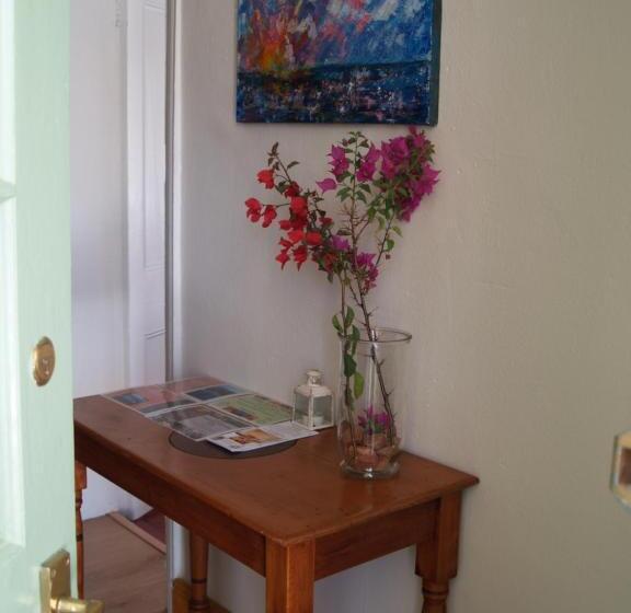 פנסיון Room @ Irissa Sanctuary