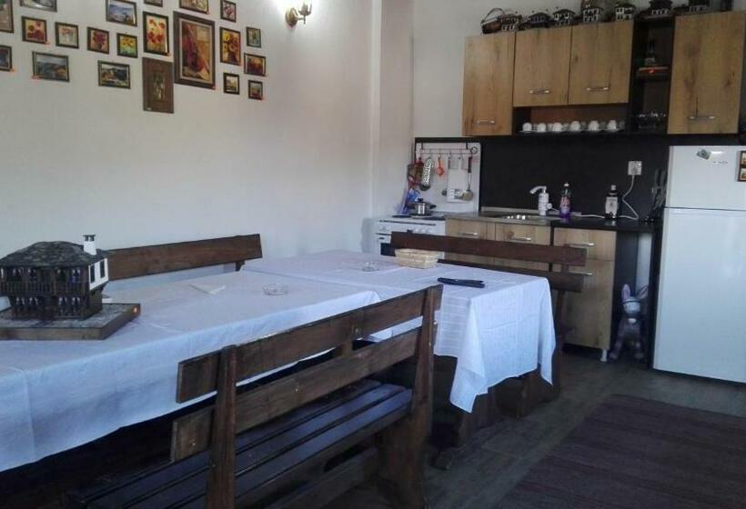 פנסיון Semana Guesthouse