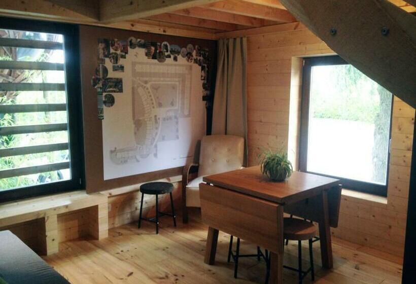 Пансион Un Nid Et Gîte à Tournai