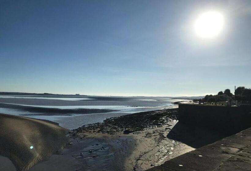 펜션 Woodmill Farm Apartment