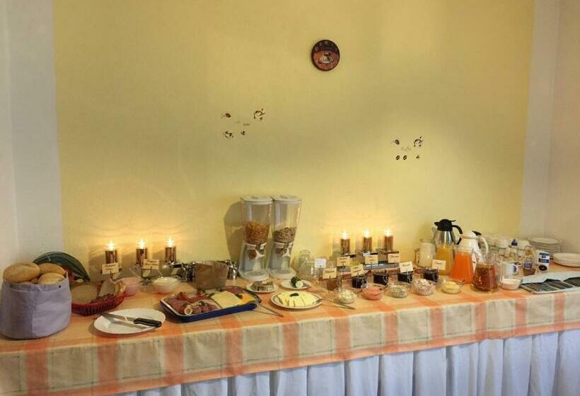 Pension & Gasthof Storchennest