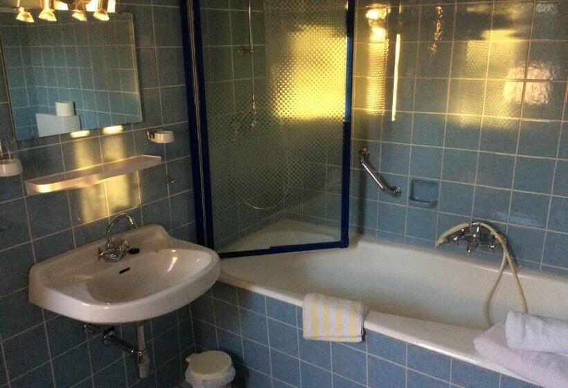 Pension Konditorei Cafe Dora