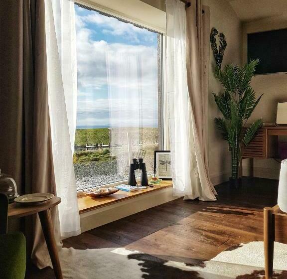 Abhaig Boutique B&b   Small & Luxurious In A Great Location!