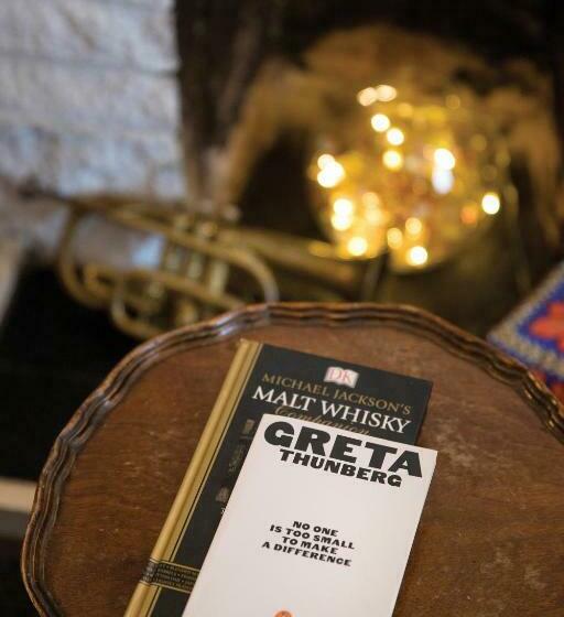 Abhaig Boutique B&b   Small & Luxurious In A Great Location!