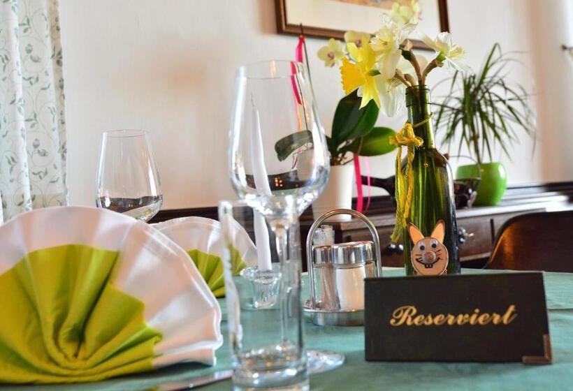 호스텔 Gasthof Wagner Restaurant Pension