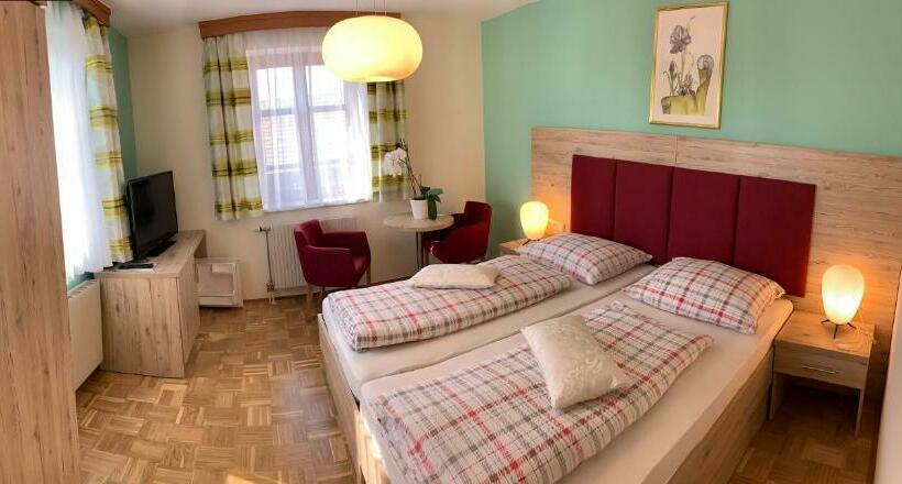 הוסטל Gasthof Wagner Restaurant Pension