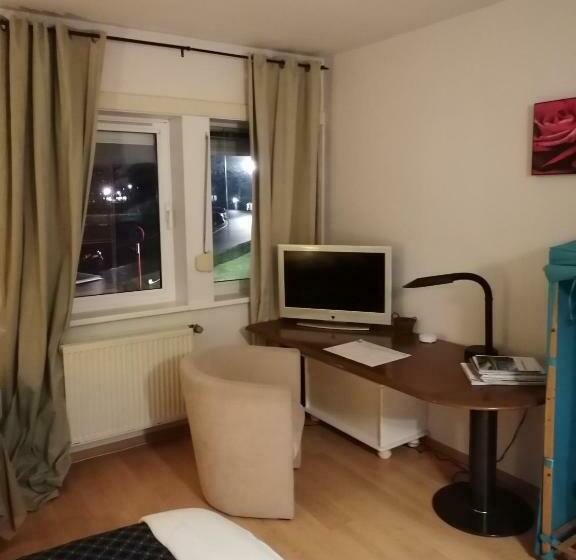 住宿加早餐  Villa Dm