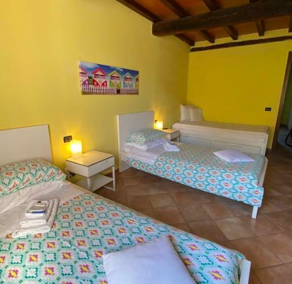 B&b Happiness In The Country