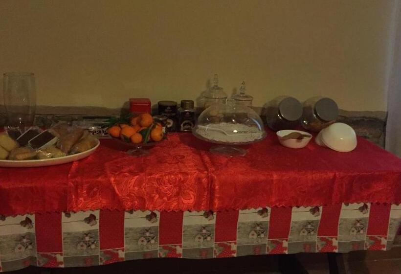 B&b Happiness In The Country