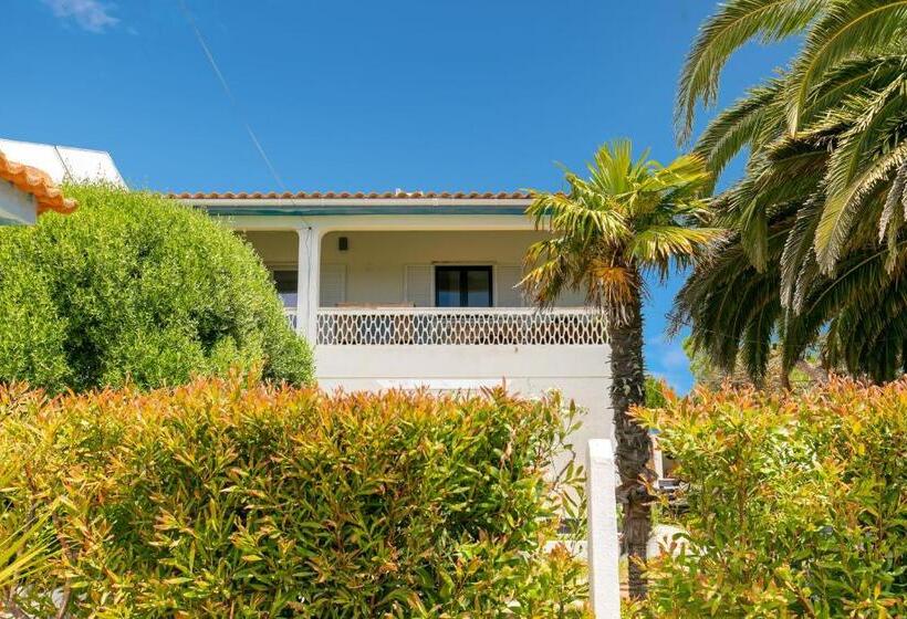 צימר Arrifana Pines