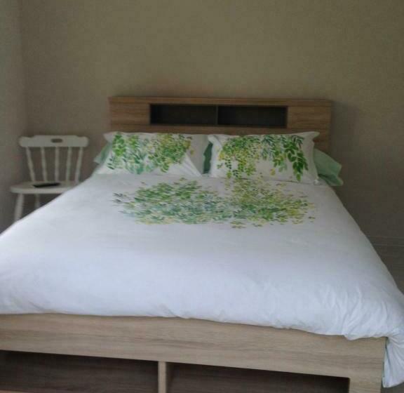 مبيت وإفطار Chambres D Hôtes Le Bignon Dans Les Alpes Mancelles