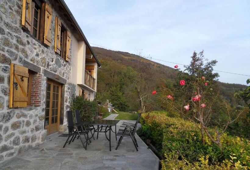 민박 Chambres Et Table D Hôtes Du Péré