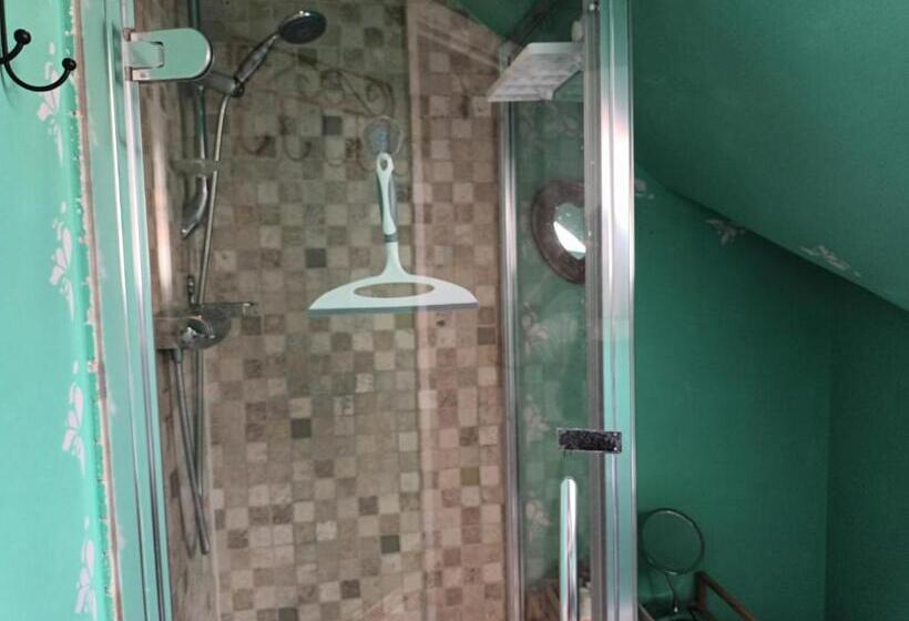 ベッドアンドブレックファースト Chez Jo Apartments