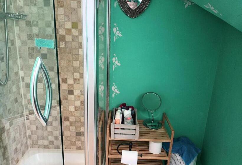 ベッドアンドブレックファースト Chez Jo Apartments