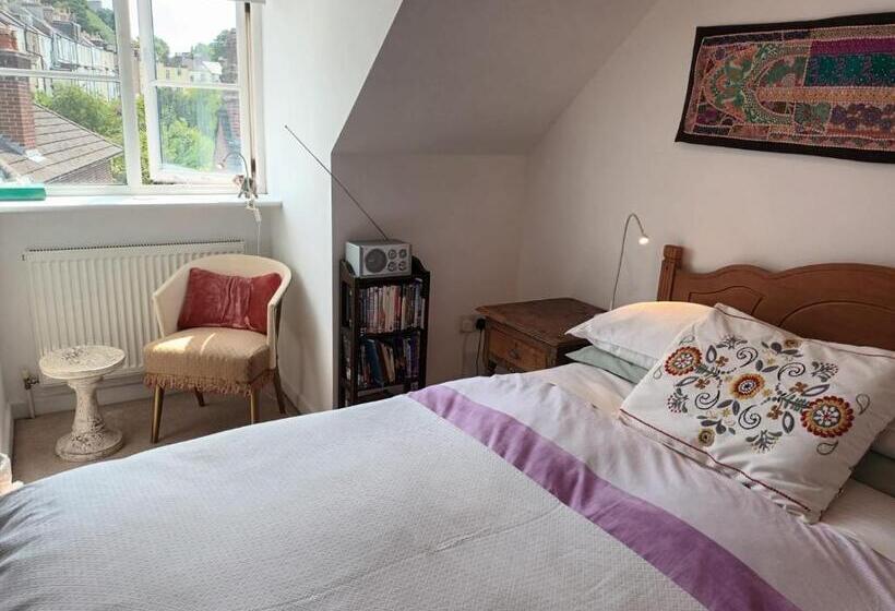 ベッドアンドブレックファースト Chez Jo Apartments