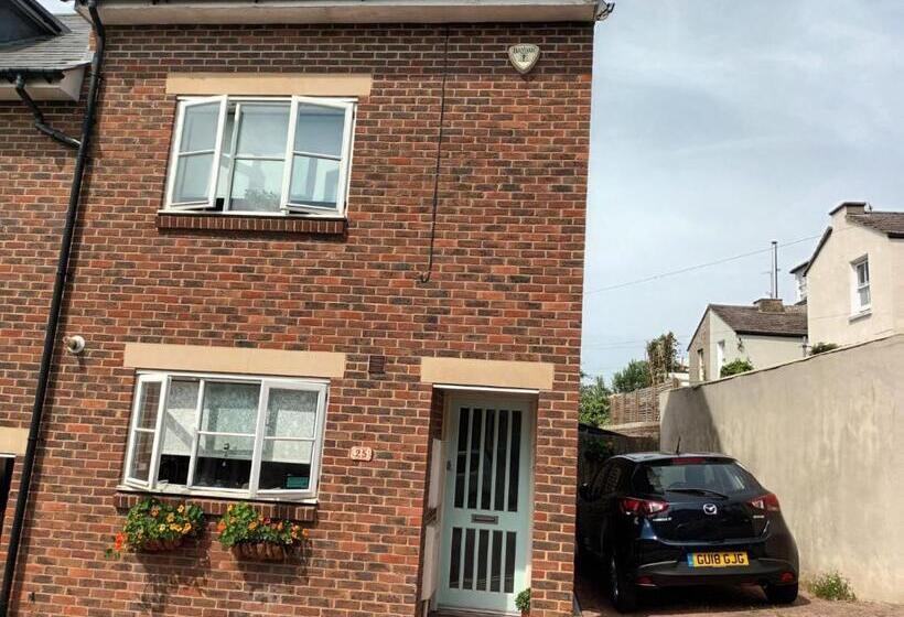 ベッドアンドブレックファースト Chez Jo Apartments