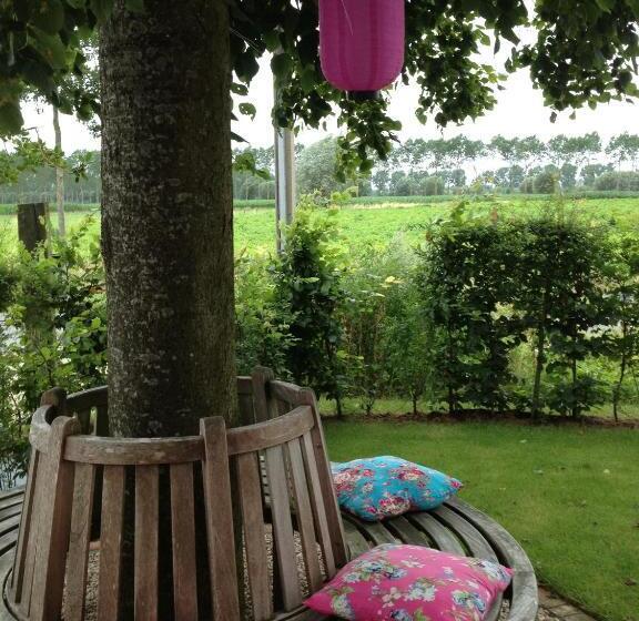 住宿加早餐  De Weide Wereld