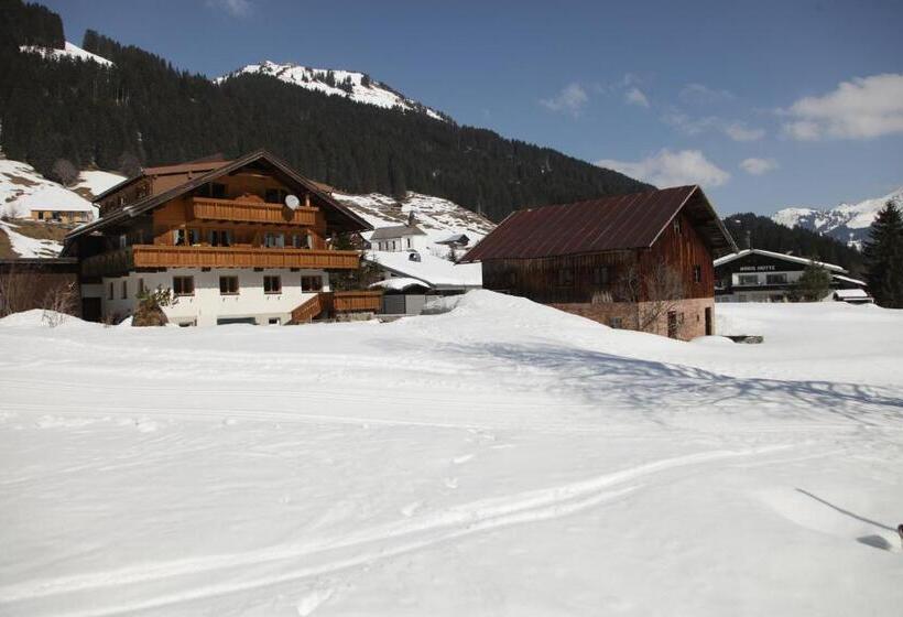 ベッドアンドブレックファースト Haus Derra