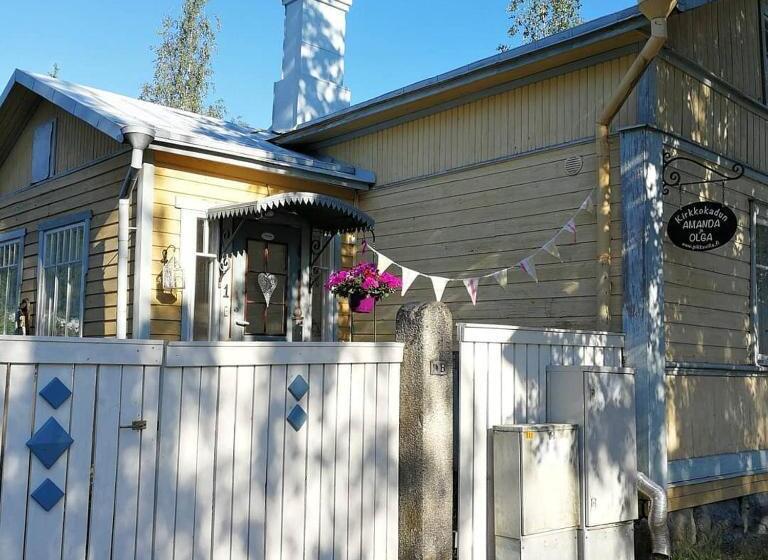 住宿加早餐  Kirkkokadun Amanda Ja Olga