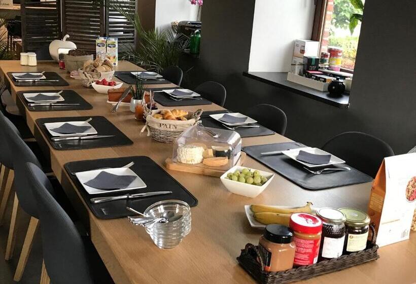 צימר La Maison En Pierre