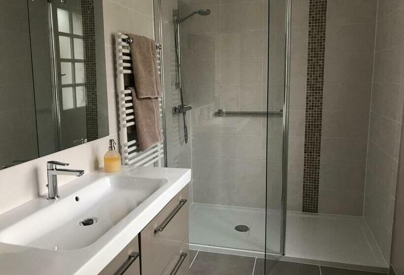 Bed and Breakfast La Tour De Saint Cyr